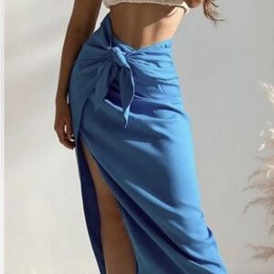 ZARA Pareo Wrap Skirt with tie & high slit in a Cobalt Blue XS